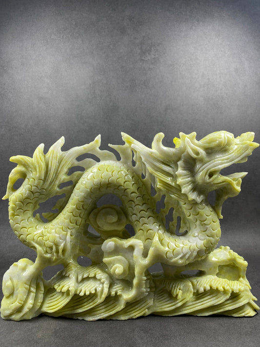 Lantian Jade Dragon Carving